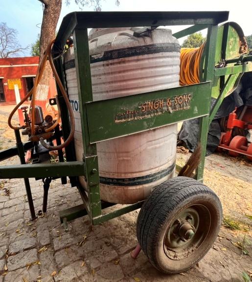 C:\Users\amitp\OneDrive\Desktop\Equipments\agriculture implement\tractor sprayer.jpg